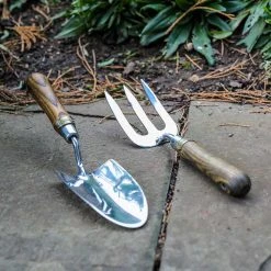 Agriframes Vintage Ash Hand Tool Gift Set STYLES & COLLECTIONS 7 Agriframes Vintage Ash Hand Tool Gift Set STYLES & COLLECTIONS