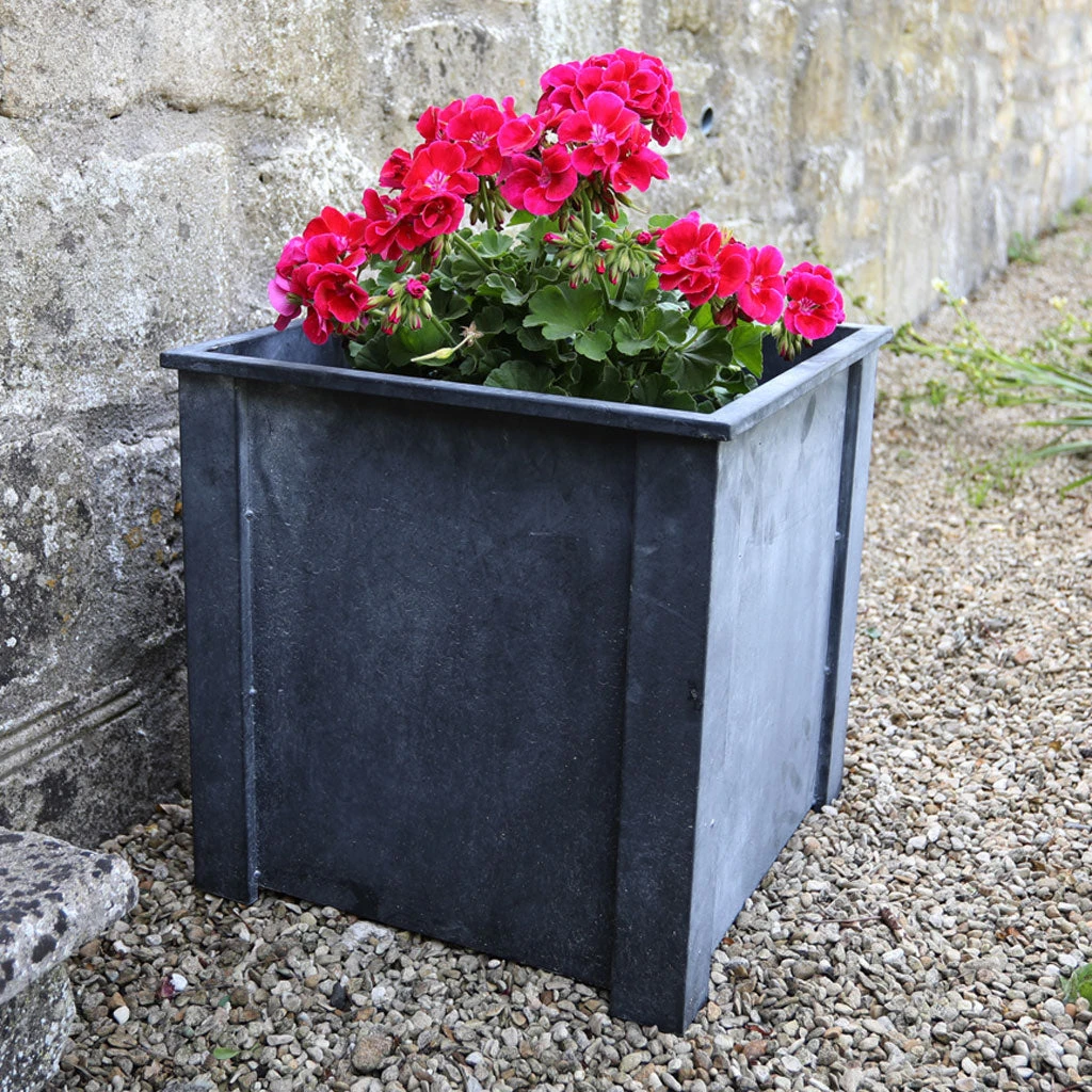 Agriframes STYLES & COLLECTIONS Vintage Zinc Planter 4 Agriframes STYLES & COLLECTIONS Vintage Zinc Planter