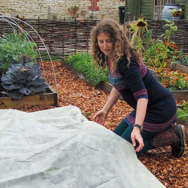 Agriframes Fleece Protection STYLES & COLLECTIONS 5 Agriframes Fleece Protection STYLES & COLLECTIONS