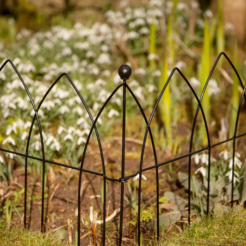 Agriframes Gothic Lawn & Border Edging 4 Agriframes Gothic Lawn & Border Edging