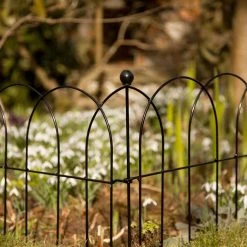 Agriframes Round Lawn & Border Edging