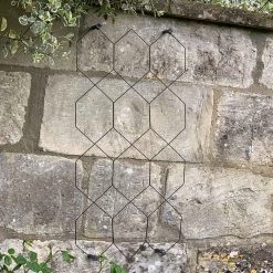 Agriframes Lattice Wall Trellis STYLES & COLLECTIONS 12 Agriframes Lattice Wall Trellis STYLES & COLLECTIONS